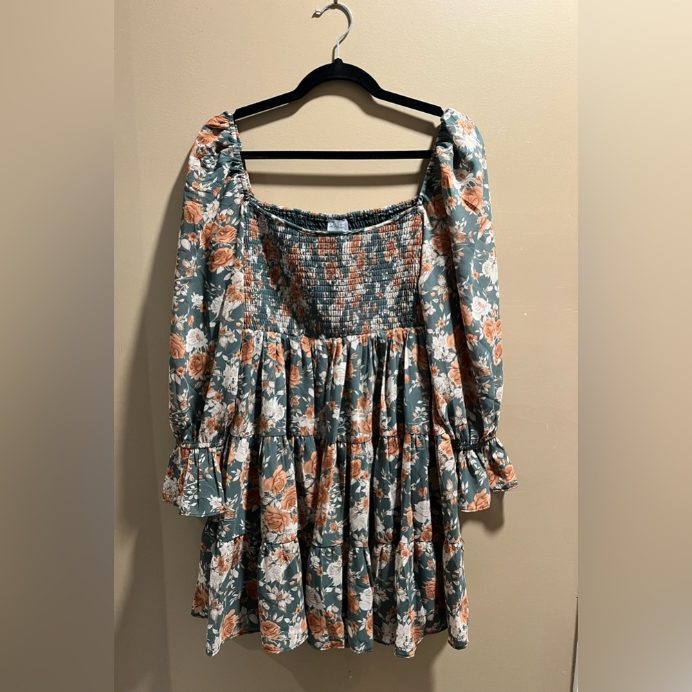 Destinaire floral babydoll dress, size S. Brand new, never worn.